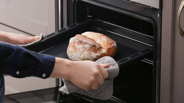 cách bảo quản bánh mì qua đêm