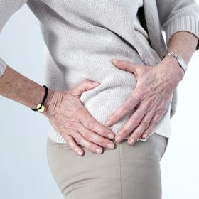 đau dây thần kinh toa và những điều cần biết để chọn nệm phù hợp