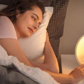 Đèn ánh sáng sinh học trong việc điều trị chứng mất ngủ