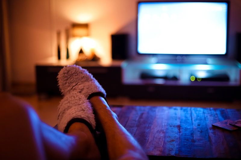 Tránh xem các chương trình sôi nổi trên TV trước giờ đi ngủ