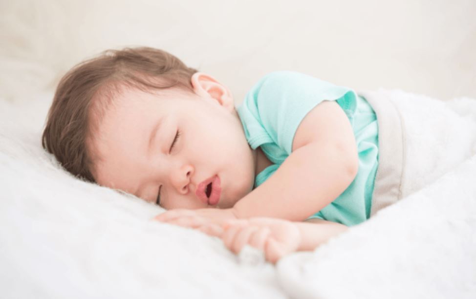 gối cao su cho trẻ sơ sinh