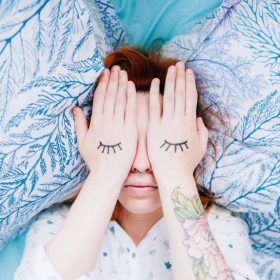 gối cho người nằm ngửa