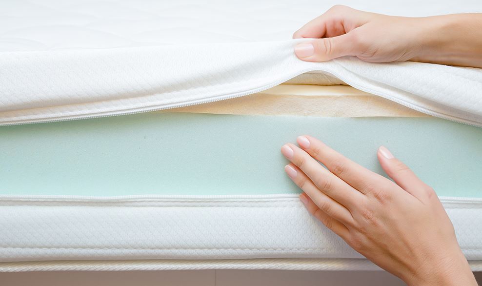 mẹo làm sạch nệm ẩm