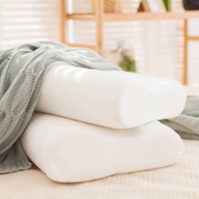 lưu ý khi vệ sinh gối