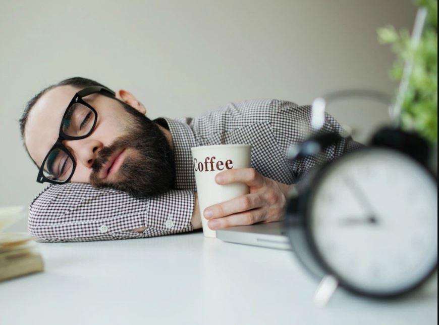 đau đầu sau ngủ trưa