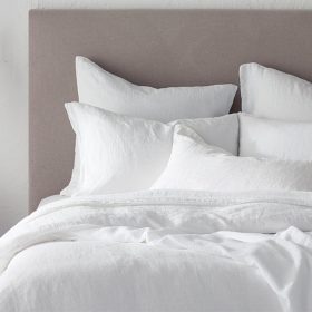 Mệnh thuỷ chọn chan ga gối đệm màu gì