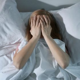 Làm gì khi bạn không ngủ được