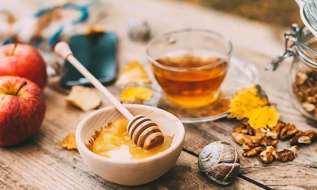 cách pha mật ong uống trước khi đi ngủ