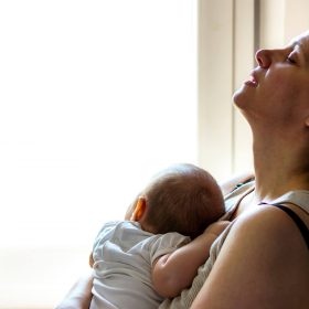 điều trị mất ngủ sau sinh