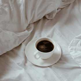 uống cà phê mất ngủ