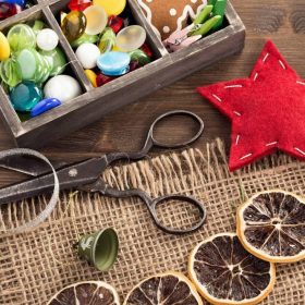 trang trí phòng ngủ handmade