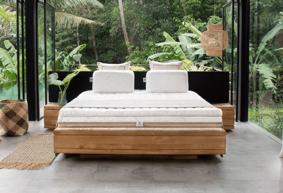 giường ngủ gỗ cao su