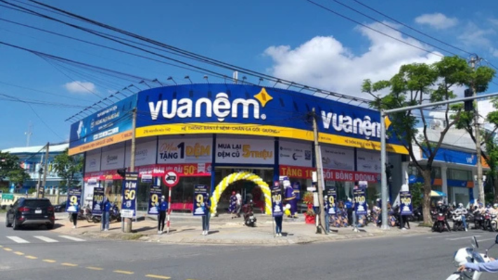 có nên mua đệm ở vua nệm