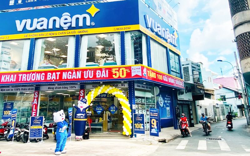 Vua Nệm có hơn 150 showroom trên toàn quốc, với địa chỉ được công khai trên website của Vua Nệm